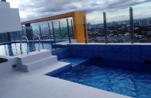 Kaunlaran Apartment | Studio Stay Servce Aprtmnt 2pax allows 3pax 21033