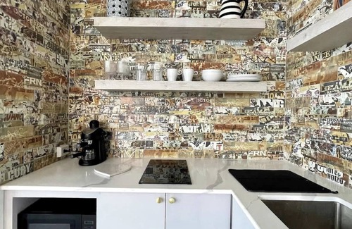 Parque Apartment | Studio Steps From The Beach @Condado