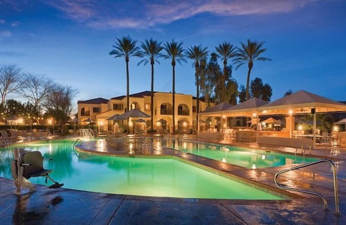 South Mountain Condo | Studio Stunning Pools & Golf!