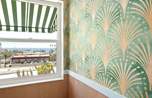 Downtown Apartment | Studio Suite at Pismo Beach Club