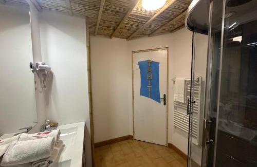 La Celle-sous-Gouzon Apartment | Studio Tahiti du Cloitre