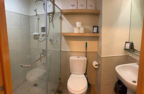 Mabolo Apartment | Studio Unit near Ayala and SM Cebu with FREE Netflix, Disney plus and YouTube