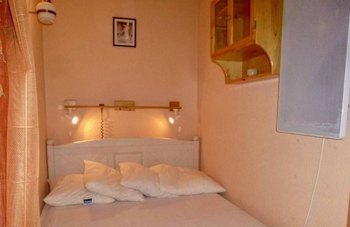 Bareges Apartment | Studio with balcony near the center of Barèges