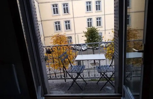 Gap Apartment | Studio with balcony - view of esplanade-centre ville