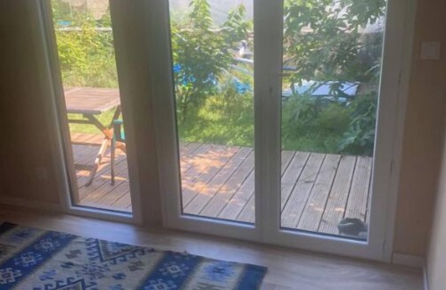 Ryes Cabin | Studio with garden