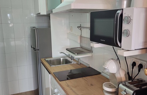 Santander Apartment | Studio with parking at the door and Wifi.