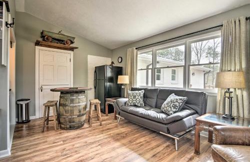 Southern Pines Apartment | Studio with Patio - Walk to Hikes, Sights and Bites