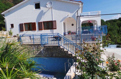 Plomin Apartment | Studio with pool and air conditioning