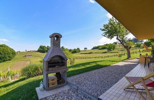 Brezice Cottage | Studio with Terrace – Nature Stay near Terme Čatež