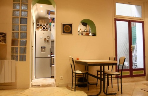 5th Arrondissement Apartment | Studio with YARD near JARDIN DES PLANTES