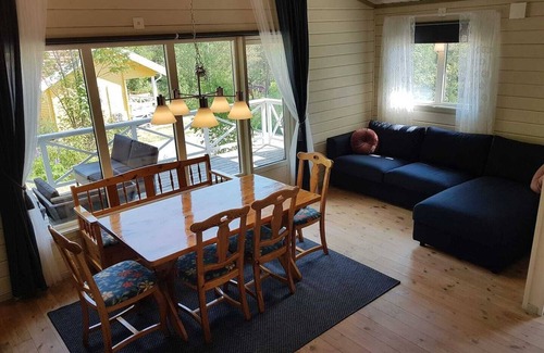 Hultsfred Cabin | Stuga Ragnhild by the Lake Nerbjärken With Rowboat