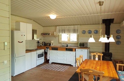 Hultsfred Cabin | Stuga Ragnhild by the Lake Nerbjärken With Rowboat