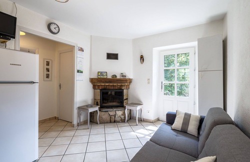 Saint-Genest-de-Bauzon House | Stunning private villa for 5 guests with WIFI, private pool and TV