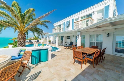 Providenciales Villa | STUNNING OCEANFRONT VACATION VILLA - TOP NOTCH VILLA