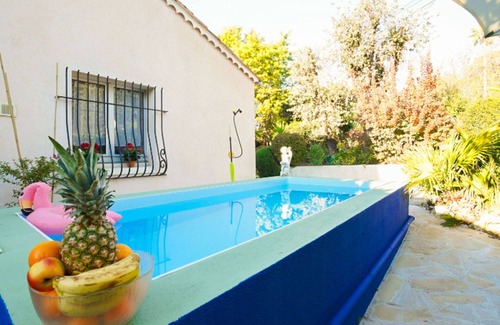 Mouans-Sartoux Villa | Stunning private villa for 4 people with A/C, private pool, WIFI, TV, terrace and pets allowed