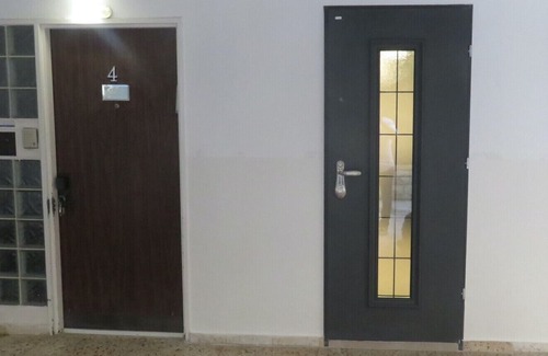 Jerusalem Apartment | Stunning 1-bedroom apartment for rent, kosher, quiet, sleeps 4