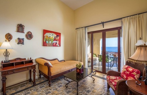 Los Cabos Hotel | Stunning 1BR Condo in Hacienda Encantada with Hot Tub and Gym