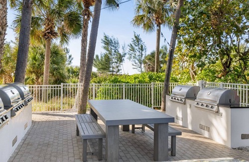 Marco Island Apartment | Stunning 2-bedroom Beachfront Resort on Marco Island, Florida