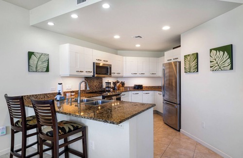 Kahaluu Bay Condo | Stunning 2 Units at Na Hale O Keauhou, Sleeps 12, Total of 6 Bedrooms.