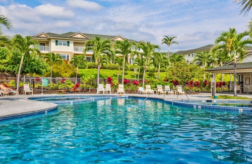 Kahaluu Bay Condo | Stunning 2 Units at Na Hale O Keauhou, Sleeps 12, Total of 6 Bedrooms.
