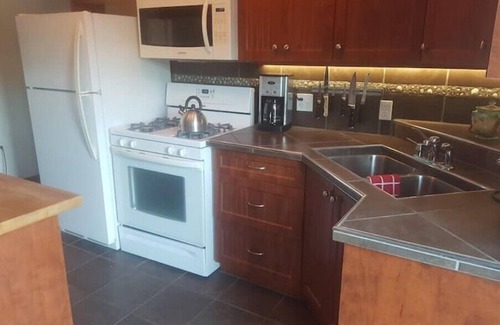 Lake Cowichan Cottage | Stunning 2BR cottage on Vancouver Island in Natural Adventure Paradise!