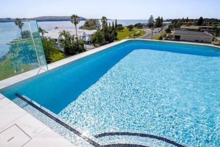 Batemans Bay Apartment | Stunning 3-Bed Unit with Bayside Views