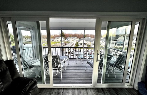 Sylvan Beach House | Stunning 3-Story Lakehouse in Sylvan Beach, Sleeps 10, WiFi & Walk to the Beach!