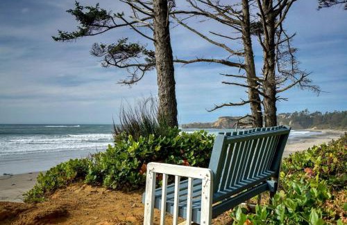 Otter Rock Ski Chalet | Stunning A Frame with Fantastic Views in Otter Rock, Oregon