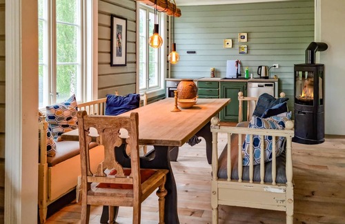 Amli Apartment | Stunning apartment in åmli with WiFi