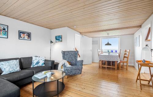 Hjerting Apartment | Stunning Apartment In Esbjerg V With Wifi