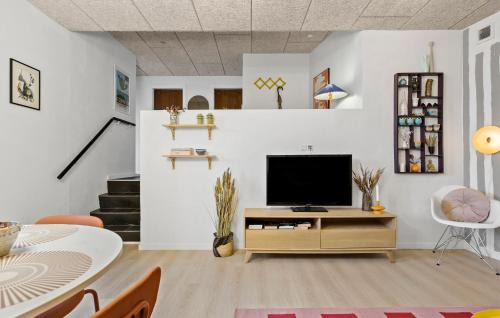 Kjellerup Apartment | Stunning Apartment In Kjellerup With Kitchen