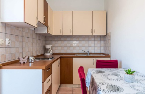Mandre Apartment | Stunning apartment in Mandre with WiFi