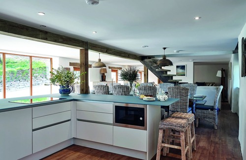 Fowey House | Stunning Barn Conversion with Indoor Pool, tranquil setting, coastal location.