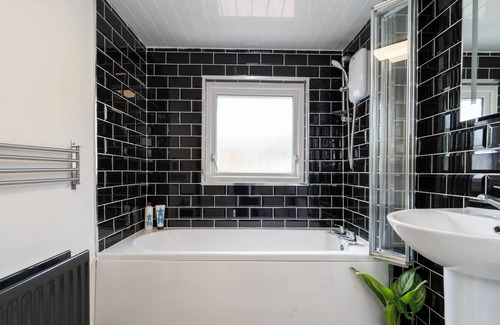 Queens Quarter House | Stunning Belfast City Home