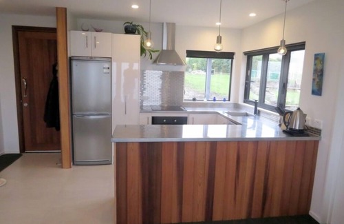 Seacliff House | Stunning coastal views in a movie like setting