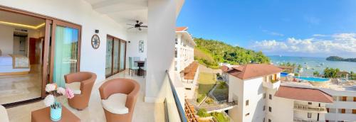 Samana Apartment | Stunning Bay View Condo, Pool