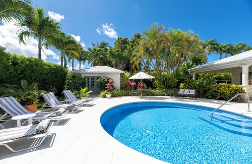 Gibbs Bay House | Stunning Family Villa with Private Pool Near Beach - Gibbs Glade Villa