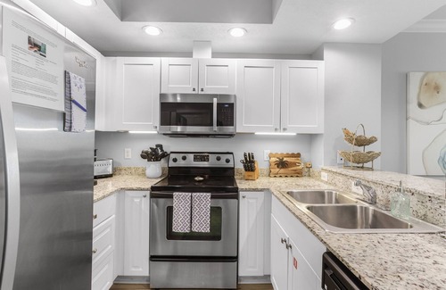 Gulf Shores Condo | Stunning Gulf Views, 10th Floor