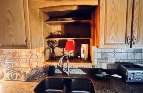 Fort King District House | Stunning Hilltop House