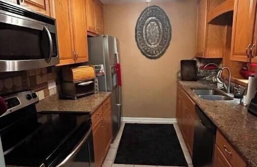 Fort King District House | Stunning Hilltop House