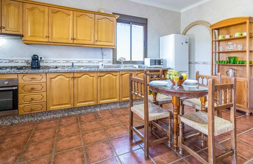 Arriate House | Stunning home in Arriate with WiFi