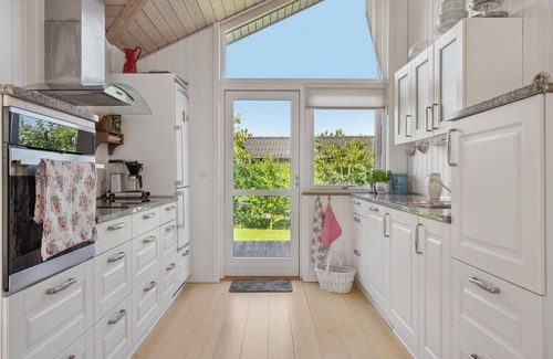 Hvidbjerg Strand House | Stunning home in Børkop