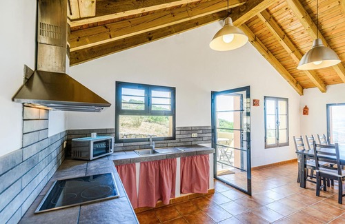 El Gastor House | Stunning home in El Gastor