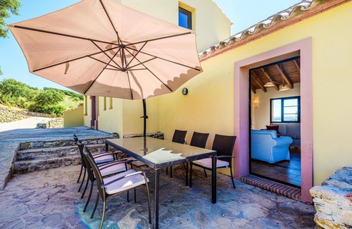 El Gastor House | Stunning home in El Gastor