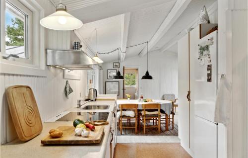 Ordrup House | Stunning Home In Fårevejle With Wifi