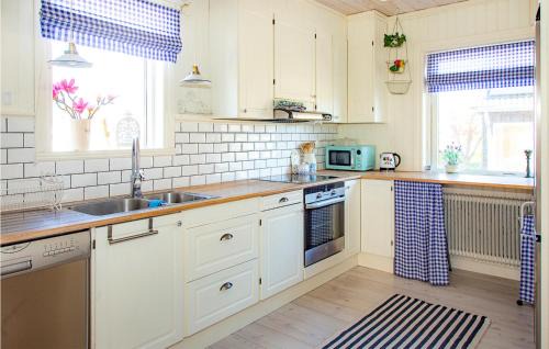 Hoganas House | Stunning Home In Höganäs With Wifi