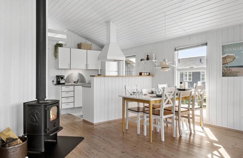 Harboore House | Stunning home in Harboøre with WiFi