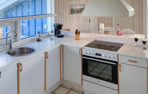 Lonstrup House | Stunning Home In Hjørring With Wifi