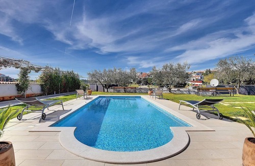 Pjescana Uvala House | Stunning home in Pula