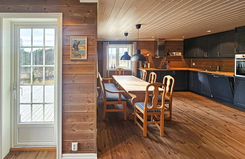 Gol Municipality House | Stunning home in Torpo with WiFi